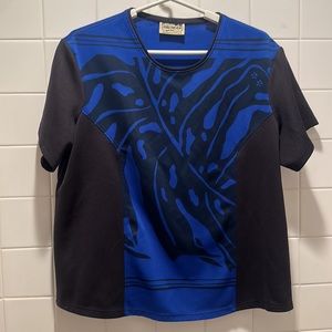Double Paws Wear By Honolulu Trading Company Womens Top In Black & Blue Monstera